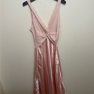 Val Mode Lingerie Elegant Pink Lace and Satin Dress Sz Small